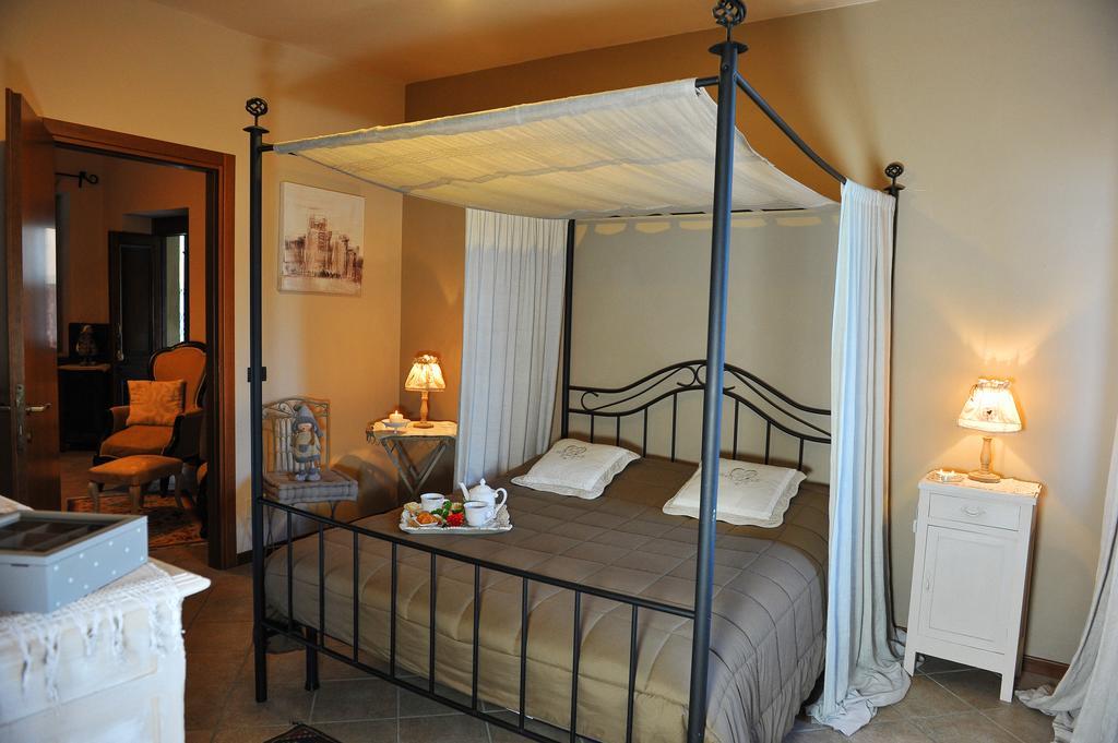 Agriturismo Paitin Альба Номер фото